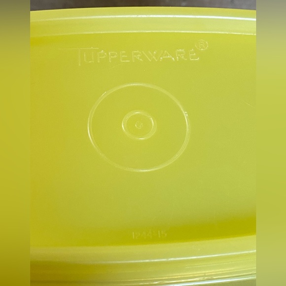 Vintage Tupperware 1243 Shelf Saver Yellow Rectangle Storage Container Bowl Lid - Picture 3 of 12
